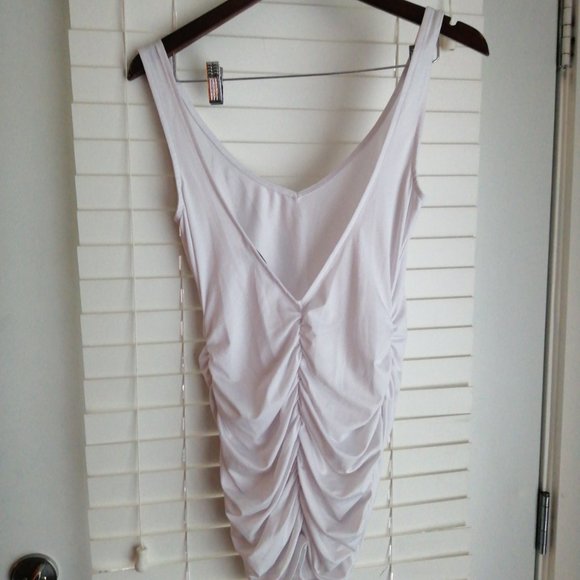 Backless Sexy White Mini Dress - Picture 2 of 2